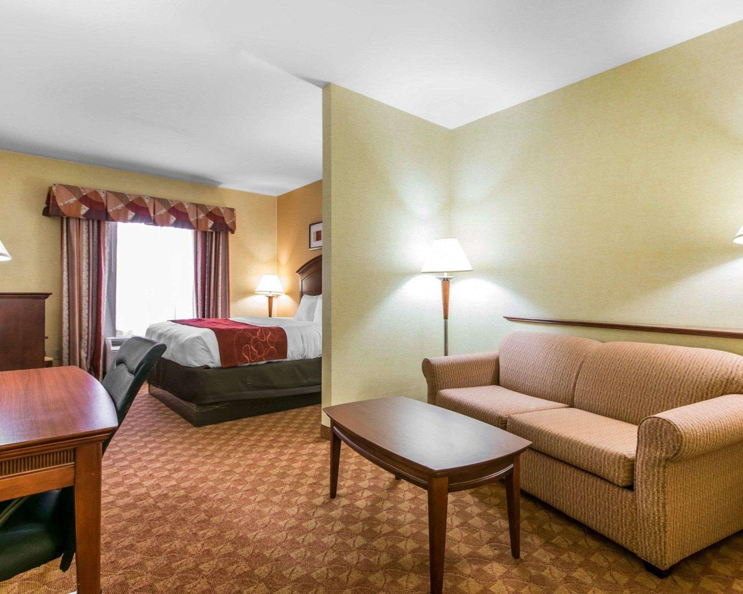 Comfort Suites South Point - Huntington Bagian luar foto