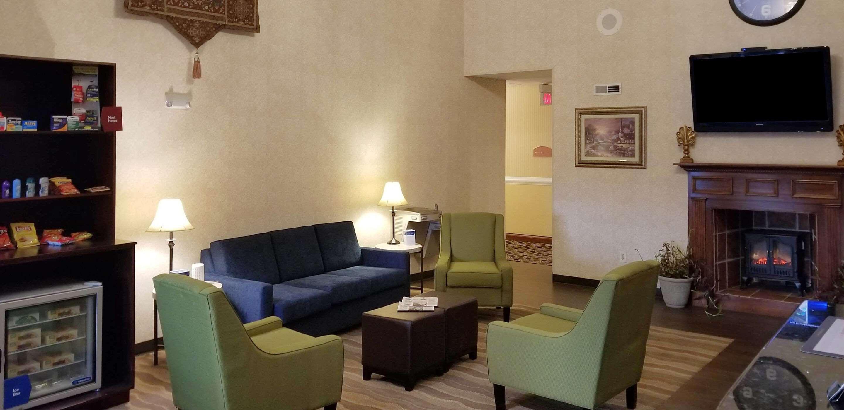 Comfort Suites South Point - Huntington Bagian luar foto