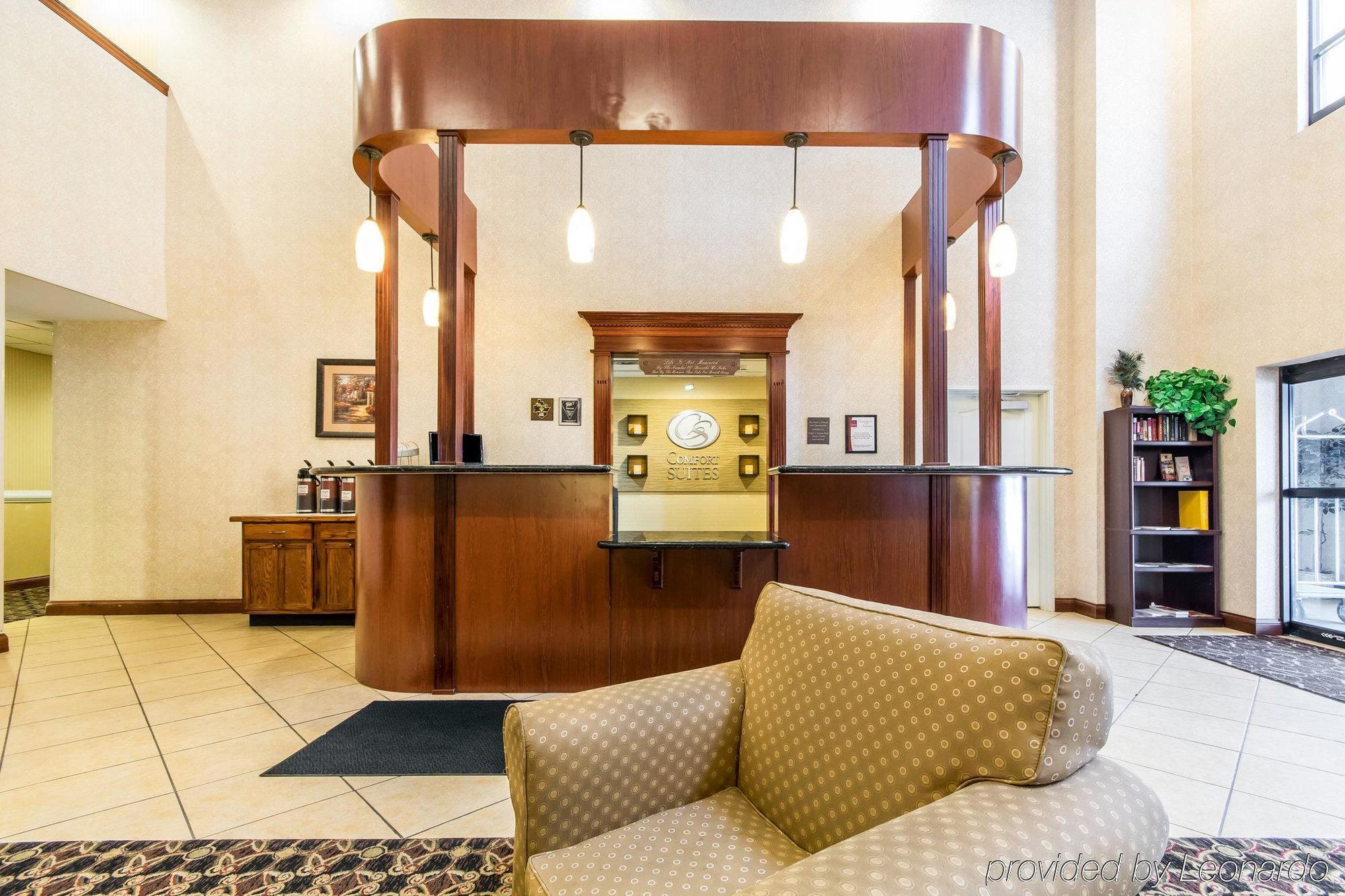 Comfort Suites South Point - Huntington Bagian luar foto